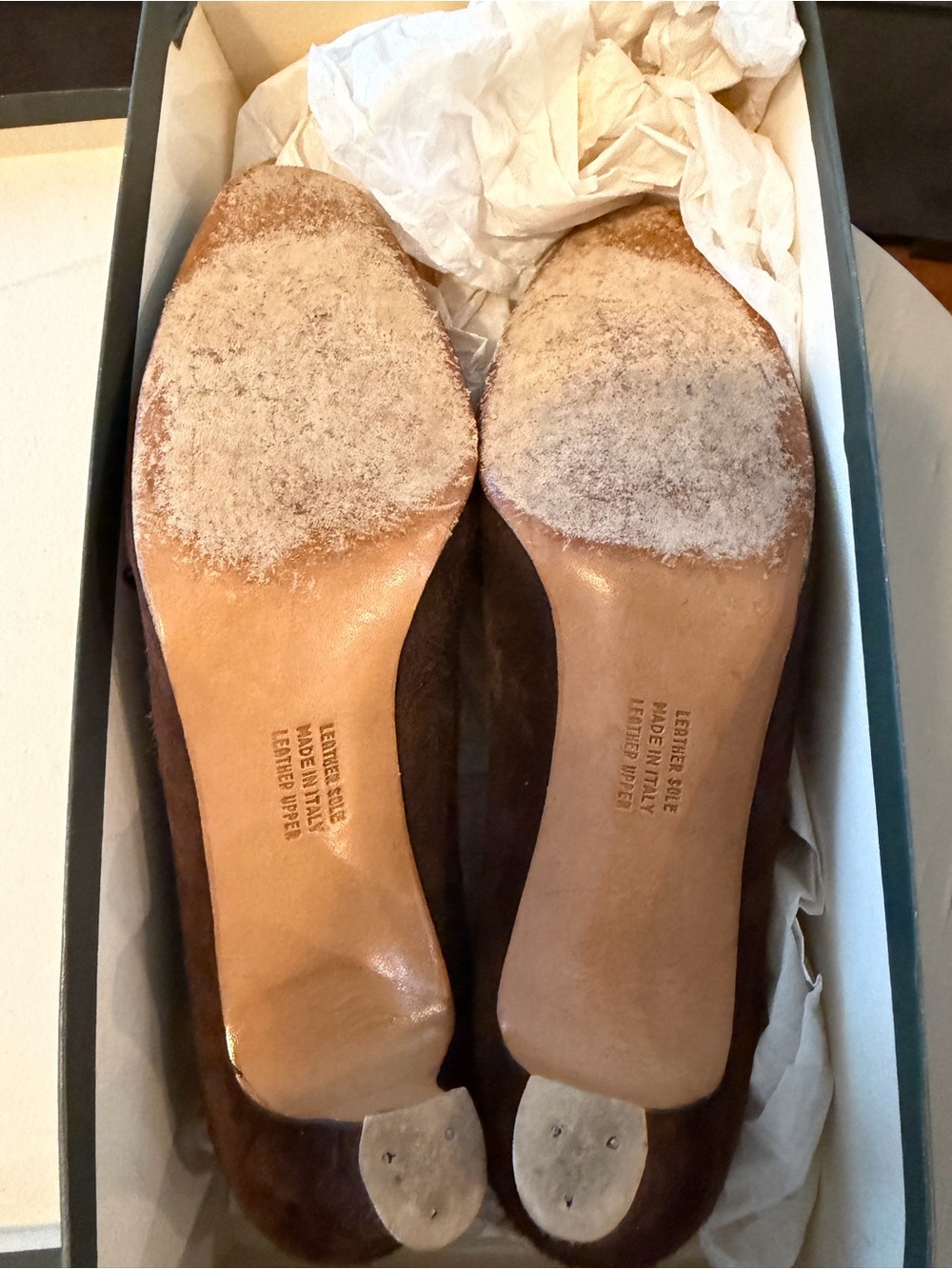Vintage Salvatore Ferragamo Brown Suede & Leather Bow Pumps - Picture 3 of 6